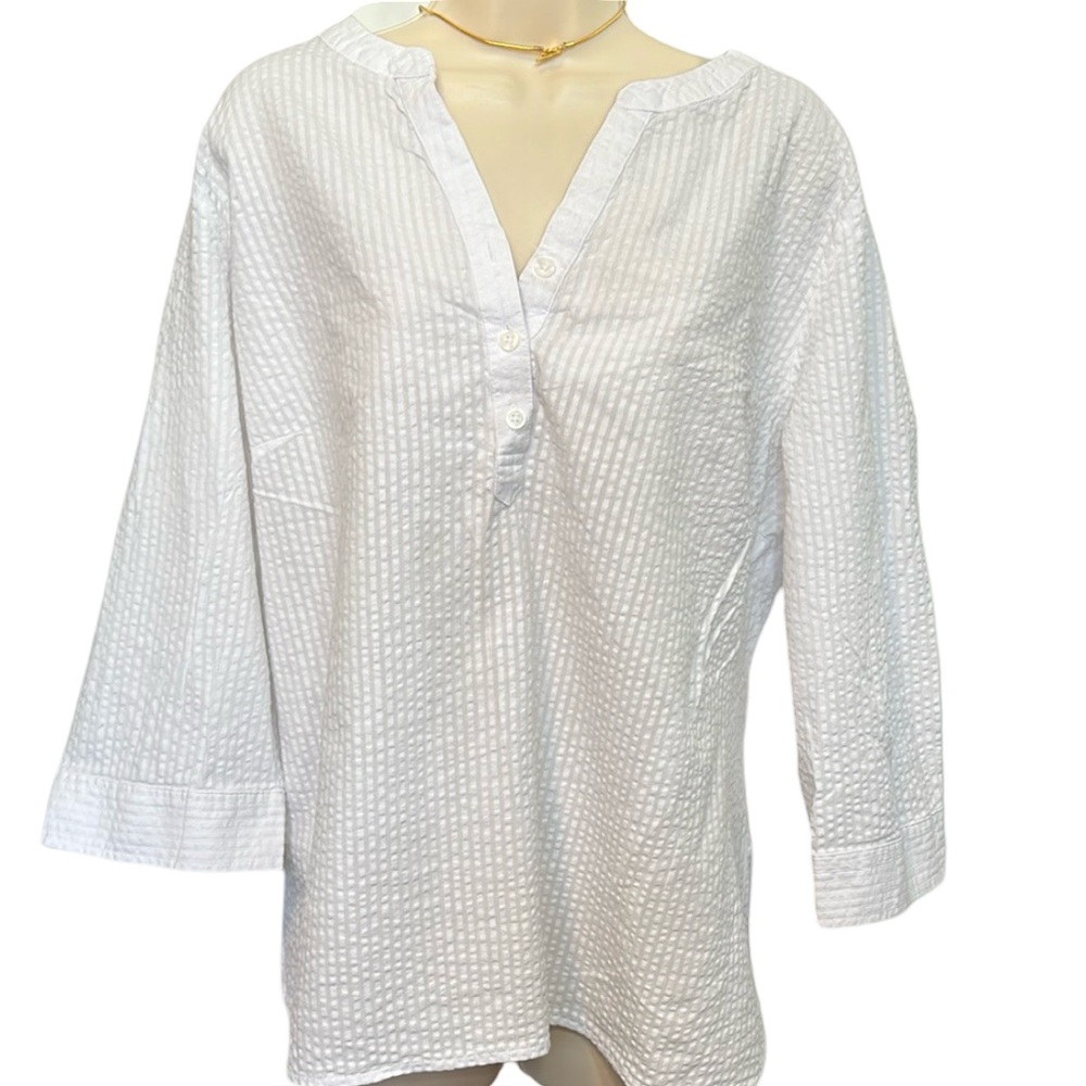 Croft & Barrow White Seersucker Popover